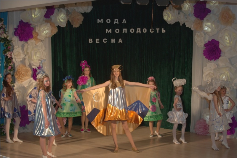 В фестивале «Мода, молодость, весна» приняло участие более 100 юных горожан