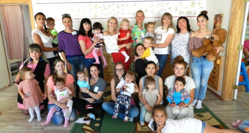 Молодых мам краевой столицы приглашают на встречу семейного клуба «Диалог мам»