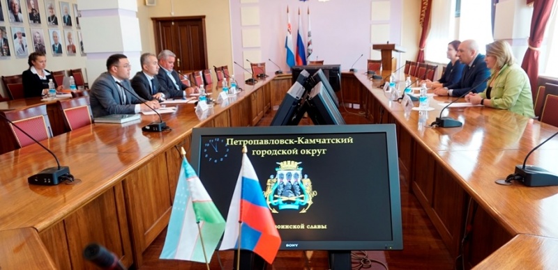 В администрации города состоялась официальная встреча с  делегацией Генерального консульства Республики Узбекистан в г. Владивостоке