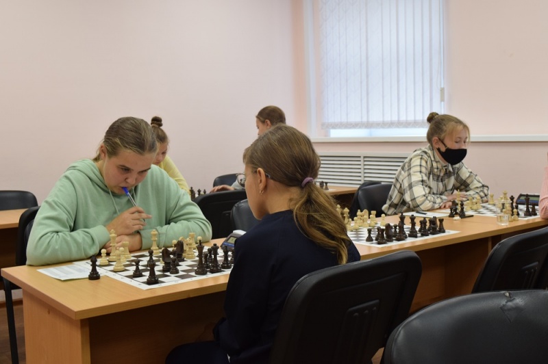 Подведены итоги первенства города среди молодежи по шахматам