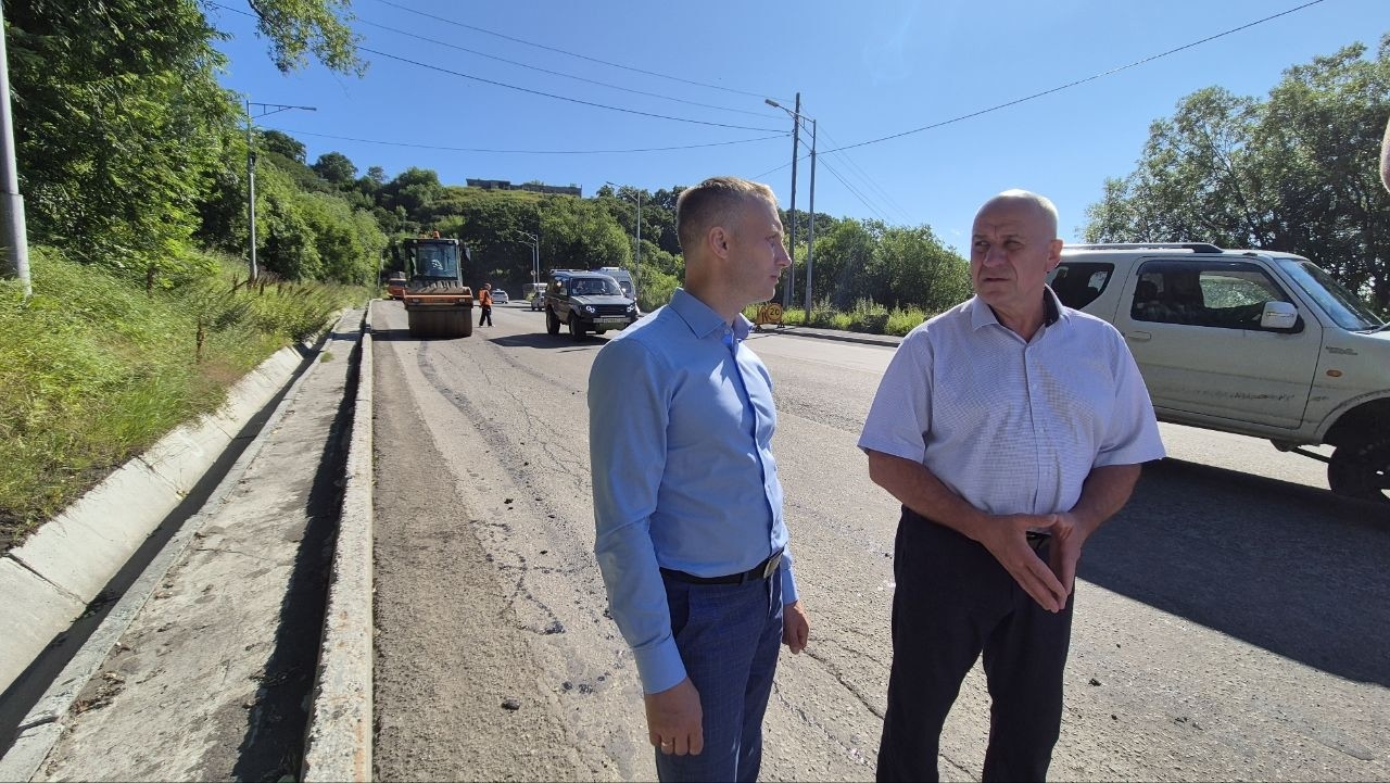В краевой столице продолжаются работы по ямочному ремонту улично-дорожной сети В краевой столице продолжаются работы по ямочному ремонту улично-дорожной сети