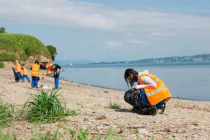 Школьники из трудовых отрядов «Молодой Петропавловск» очистят пляж Малой Лагерной второй раз за сезон