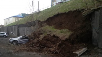 Подпорную стену по улице Пономарева 29 в Петропавловске отремонтируют