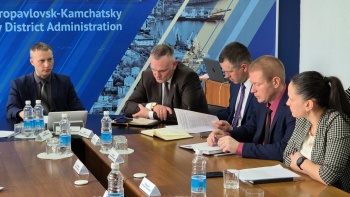 В числе актуальных задач: уборка городских улиц и подготовка к дорожно-строительному сезону, — отметил Глава города Евгений Беляев 