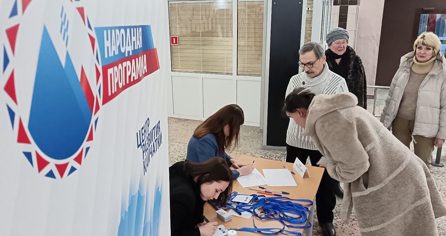 Глава города Евгений Беляев: В краевом центре состоялась первая встреча по обсуждению проекта программы развития «Город 20/30» Глава города Евгений Беляев: В краевом центре состоялась первая встреча по обсуждению проекта программы развития «Город 20/30»