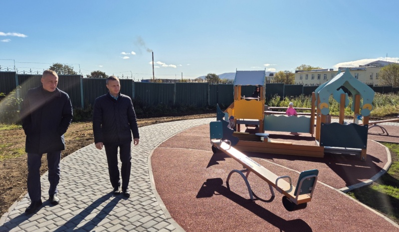 Евгений Беляев: В Петропавловске-Камчатском в рамках программы развития «Город 20/30» благоустроен сквер по ул. Ломоносова