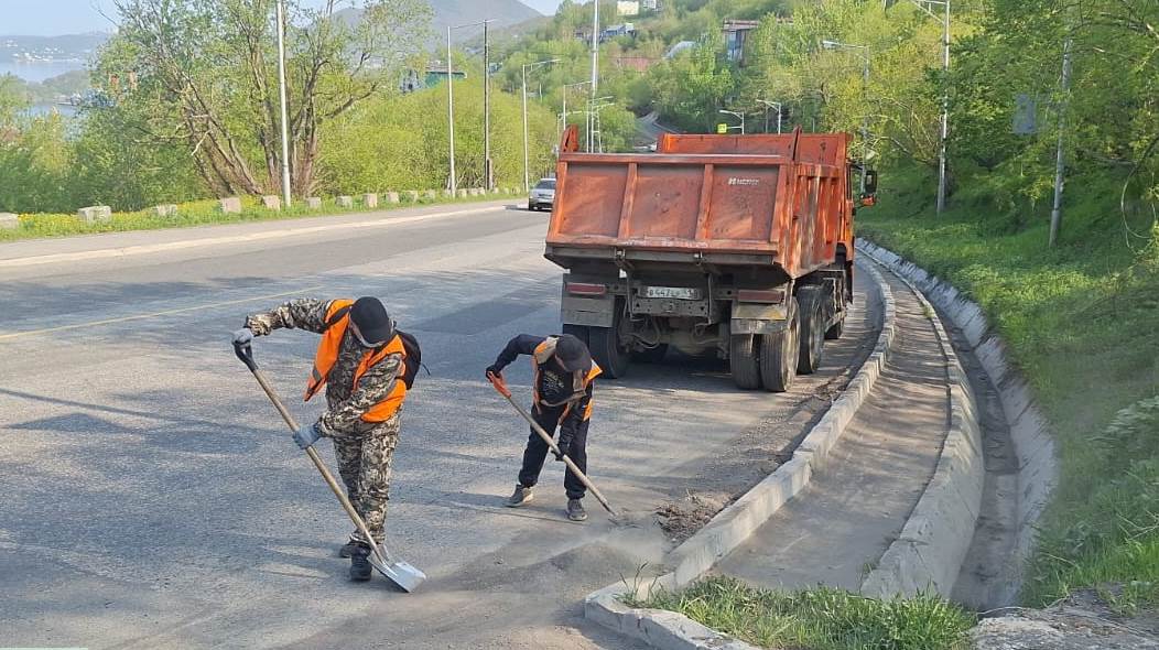 Ежедневный контроль для комфорта жителей: Администрация краевой столицы следит за чистотой и благоустройством Ежедневный контроль для комфорта жителей: Администрация краевой столицы следит за чистотой и благоустройством