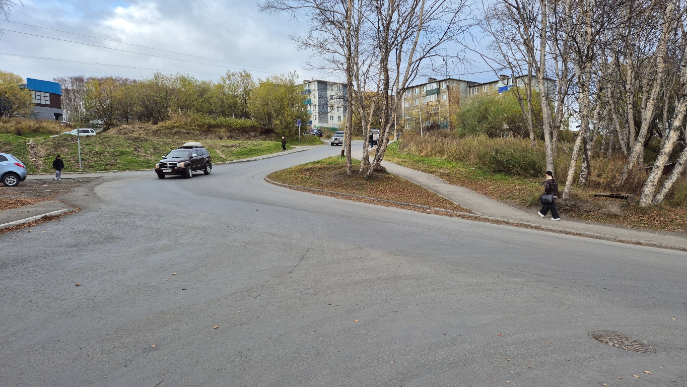 Глава краевого центра Евгений Беляев: В рамках программы «Город 20/30» отремонтирован внутриквартальный проезд по улице Карбышева Глава краевого центра Евгений Беляев: В рамках программы «Город 20/30» отремонтирован внутриквартальный проезд по улице Карбышева