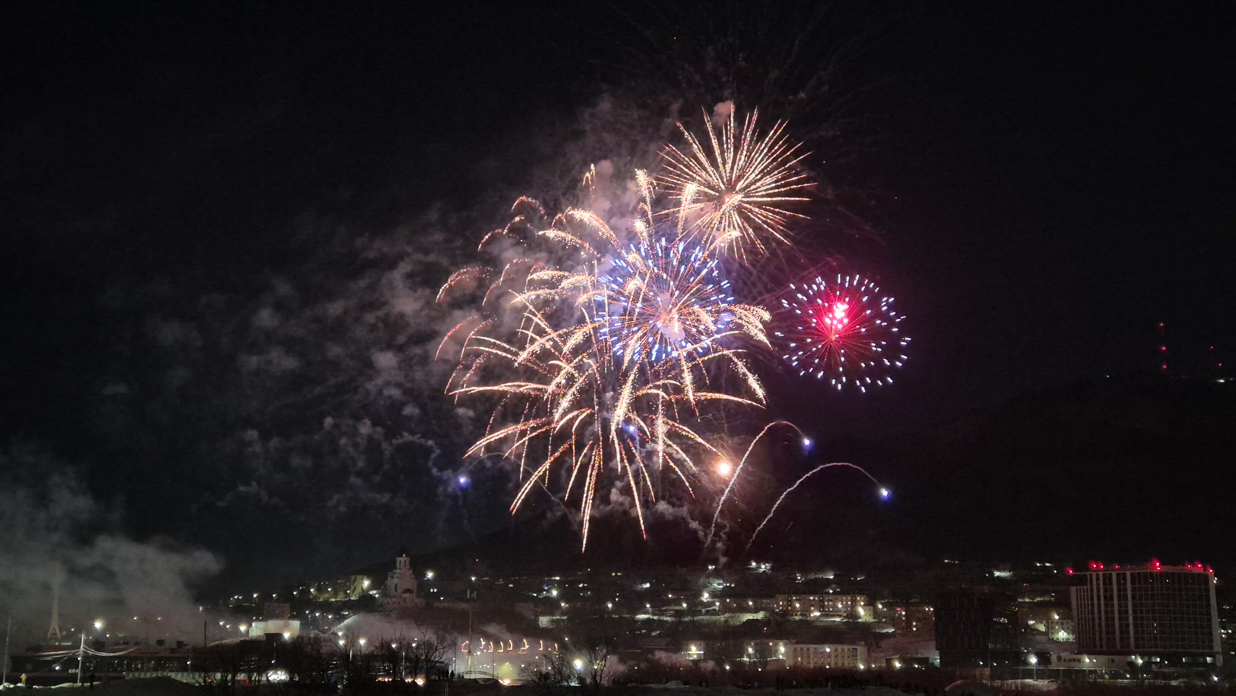 Глава города Евгений Беляев: Ярко, динамично, с характером – так можно сказать о праздничном Дне защитника Отечества и фестивале «Снежный путь – на драйве города!» Глава города Евгений Беляев: Ярко, динамично, с характером – так можно сказать о праздничном Дне защитника Отечества и фестивале «Снежный путь – на драйве города!»