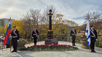 В Петропавловске-Камчатском проходят торжественные мероприятия в честь Дня рождения города