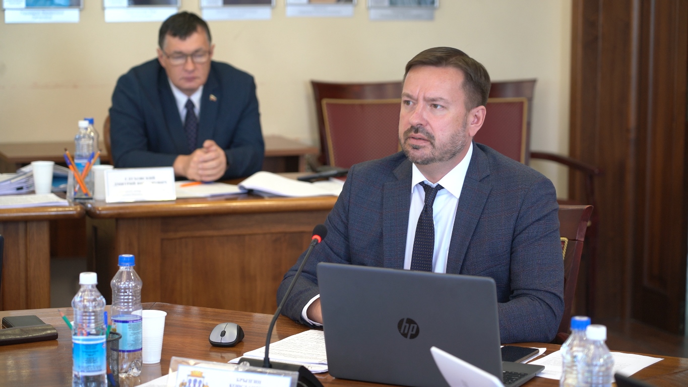 Реализация проектов благоустройства продолжается при активном участии депутатов, жителей Петропавловска-Камчатского, - отметил в своем ежегодном отчете перед народными избранниками Глава города Константин Брызгин Реализация проектов благоустройства продолжается при активном участии депутатов, жителей Петропавловска-Камчатского, - отметил в своем ежегодном отчете перед народными избранниками Глава города Константин Брызгин