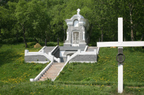Мемориальный комплекс - Братская могила защитников г. Петропавловска-Камчатского от нападения англо-французской эскадры в 1854 г. и памятник – Часовня
