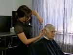 Бесплатными парикмахерскими услугами смогут воспользоваться ветераны Великой Отечественной войны