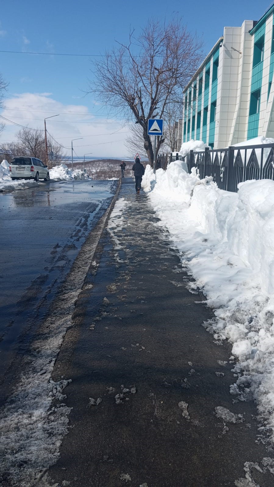 2 апреля 2025 года