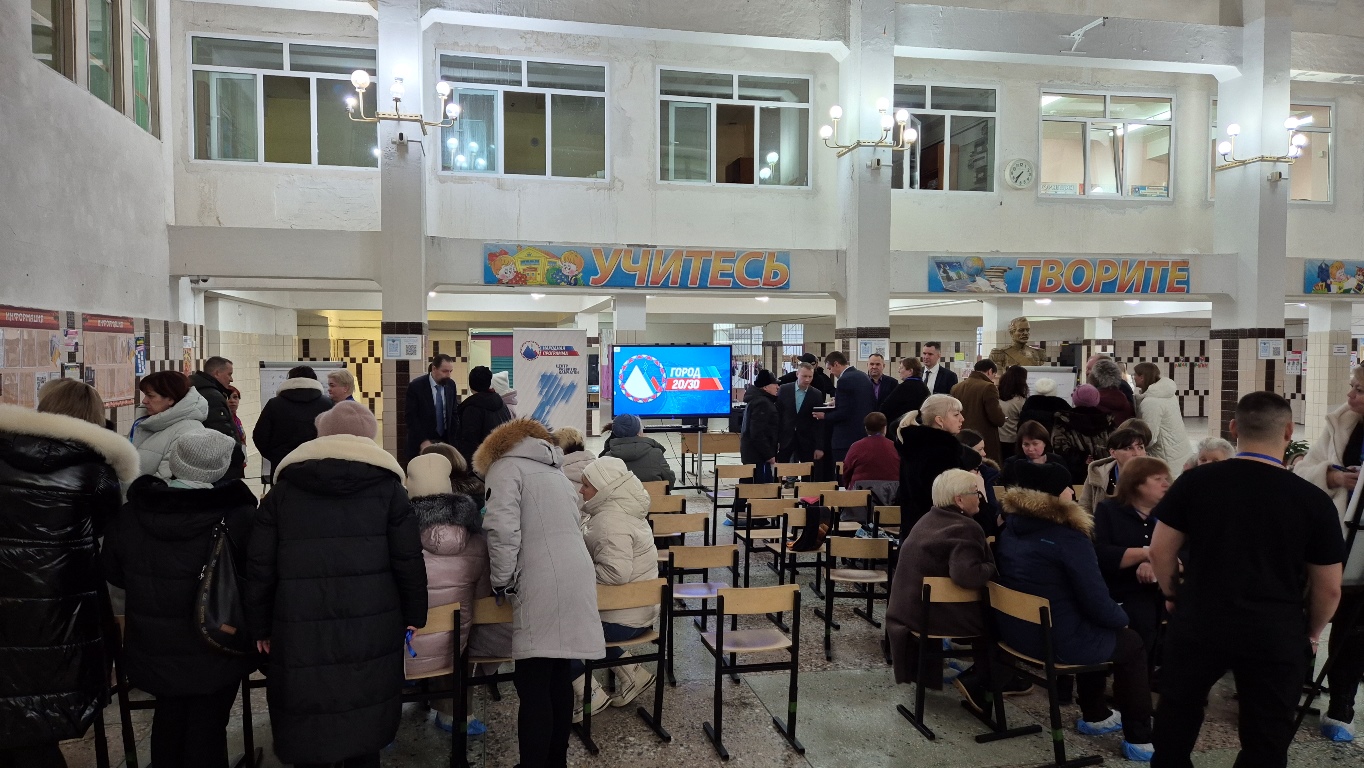 Глава города Евгений Беляев: В краевом центре состоялась первая встреча по обсуждению проекта программы развития «Город 20/30» Глава города Евгений Беляев: В краевом центре состоялась первая встреча по обсуждению проекта программы развития «Город 20/30»