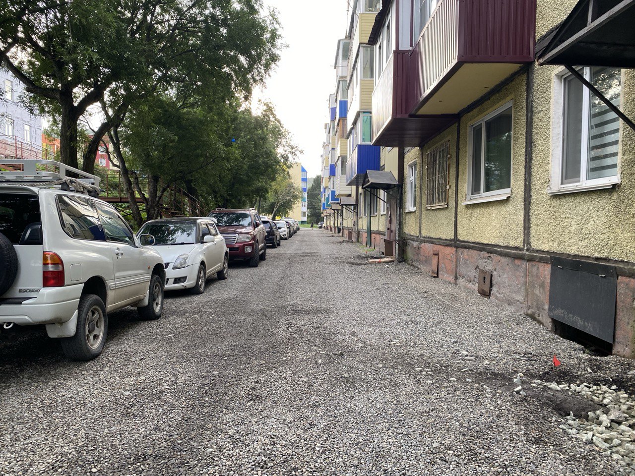 В Петропавловске-Камчатском продолжается реализация проекта «Благоустройство дальневосточных дворов» В Петропавловске-Камчатском продолжается реализация проекта «Благоустройство дальневосточных дворов»