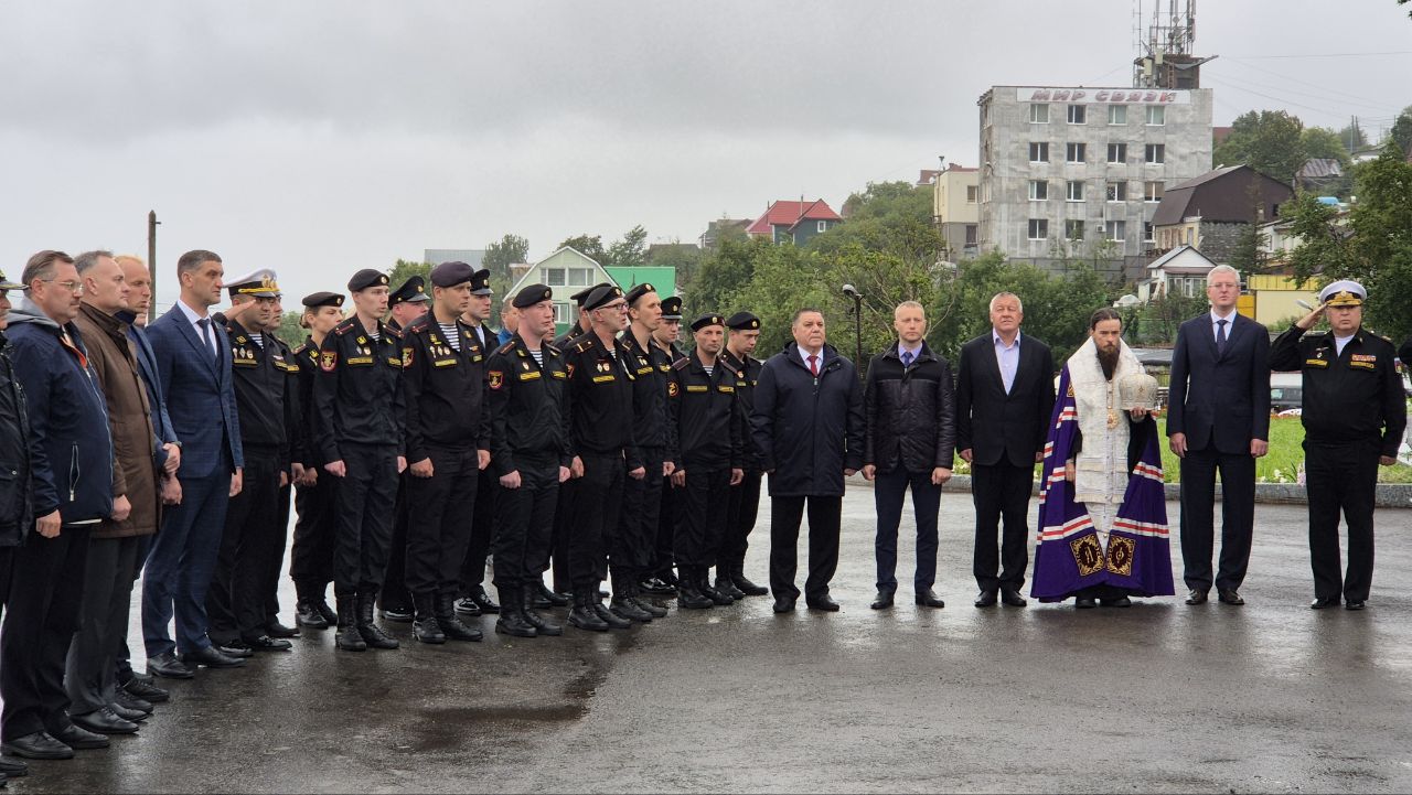 Бюст адмирала Фёдора Ушакова открыли в краевой столице в честь 280-летия со дня рождения великого флотоводца Бюст адмирала Фёдора Ушакова открыли в краевой столице в честь 280-летия со дня рождения великого флотоводца