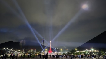 Лучи Победы над Городом воинской славы 